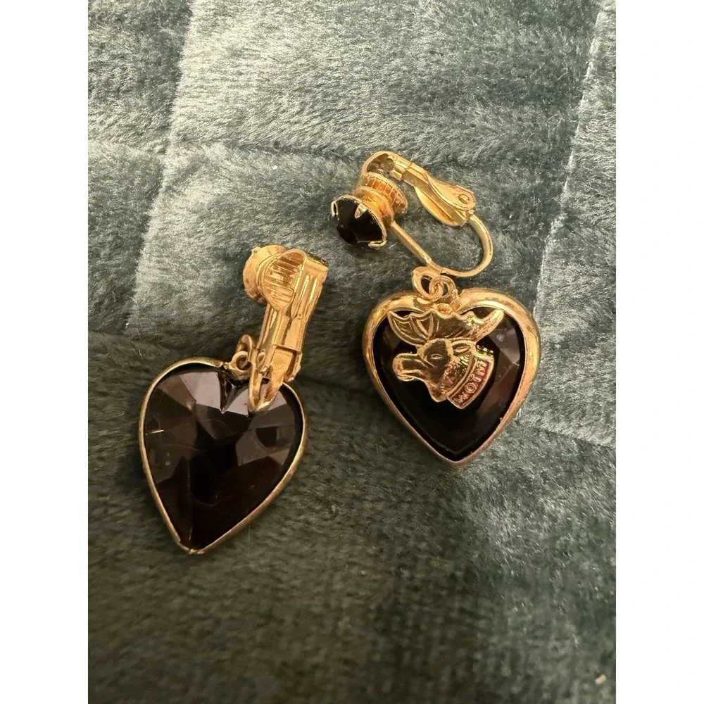 Vintage WOTM Moose Lodge Costume Jewelry Black Heart Earrings Clip On Gold Tone